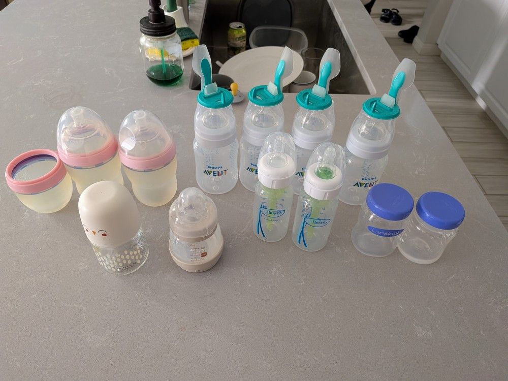 Baby Bottles (Assortment)