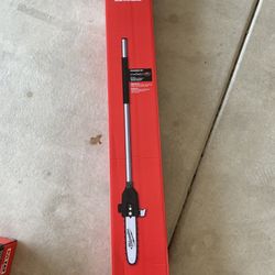 Milwaukee M18 FUEL QUIK-LOK 10 in. Pole Saw Attachment (Tool-Only). brand new