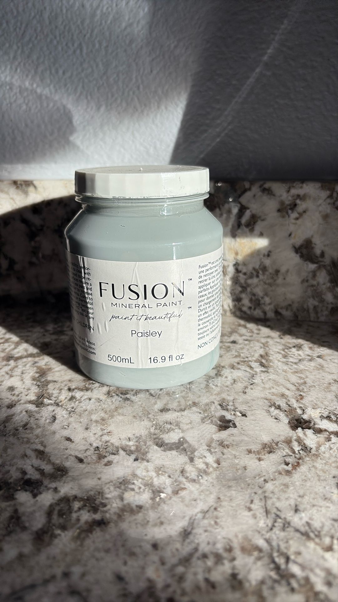 NEW - Unopened Fusion paint ( Paisley