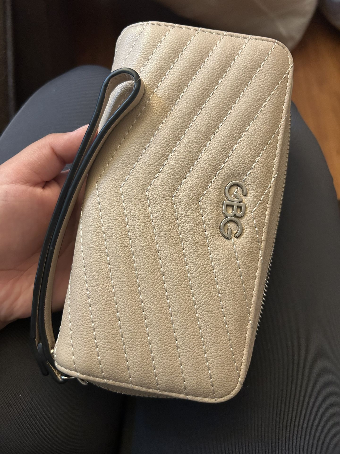 GBG Wrist Wallet for Sale in Bell Gardens CA OfferUp