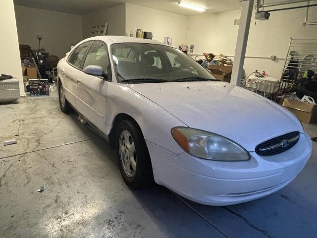 2003 Ford Taurus 