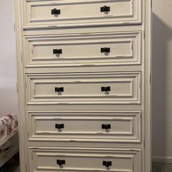 5 Drawer Dresser 