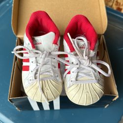 Adidas Toddler Shoe Size 6