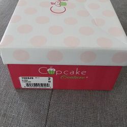 CUPCAKE COUTURE SIZE 2