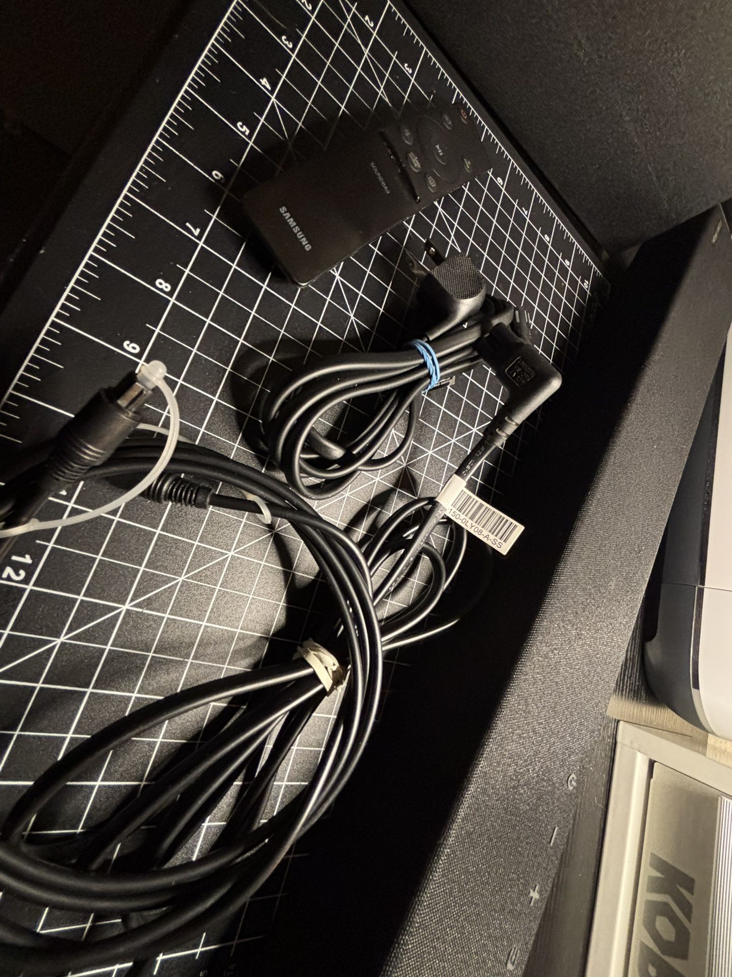 Samsung 2.1 Soundbar w/ Remote