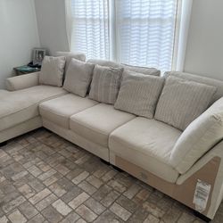 🔥 Ashley Furniture Modular Sectional – Gently Used, Great Deal! 🔥