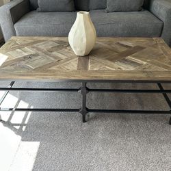 Pottery Barn Coffee Table - Like New Condition 