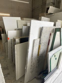 FREE QUARTZ, GRANITE & STONES REMANTS
