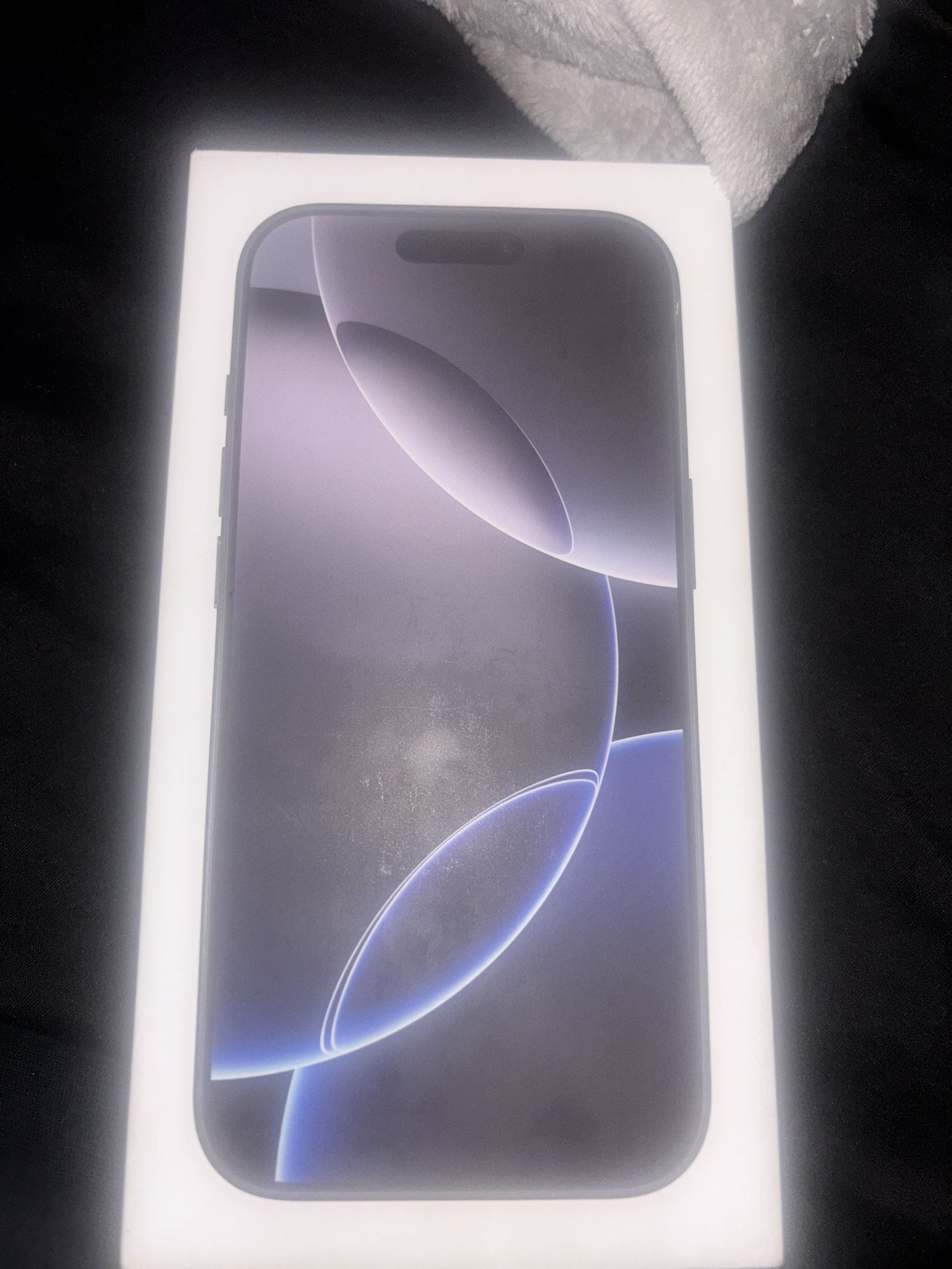 iPhone 16 Pro (unlocked)