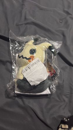 Mimikyu Pokémon Stuffed Plush Toy