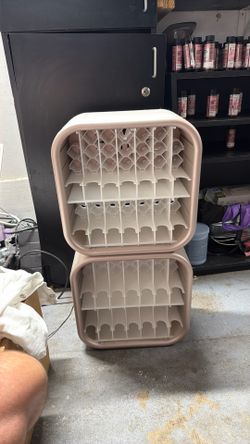 Color holder/display
