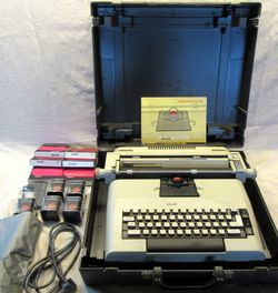 Vintage Olivetti Lexikon 82 Electric Typewriter Complete Kit