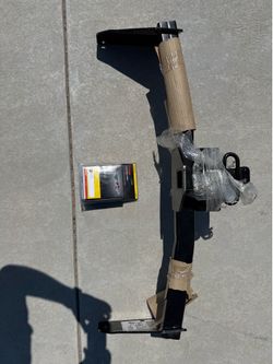 RAV4 tow hitch and wiring kit