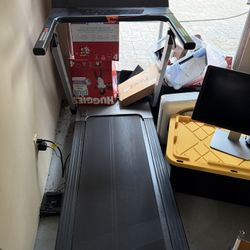 RHYTHM FUN Folding Desk Treadmill 4.0HP Electric Motorized Treadmill