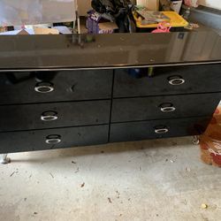 3 Pieces/ 2 Drawers & 1 Mirror