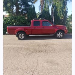 03 Nissan Crew Cab Salvage Title 