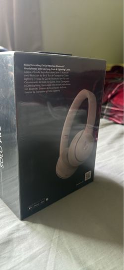 🎧 Beats Solo Pro Wireless Noise-Cancelling Headphones — New/Sealed
