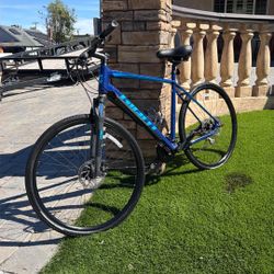 Giant Roam 3 XL Hybrid Bike – 700c Wheels – Disc Brakes – Great Condition