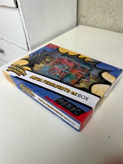 Ascended Heroes Mega Feraligatr ex Box