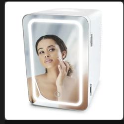 Personal Chiller LED Lighted Mini Fridge with Mirror Door Refrigerator, White, New