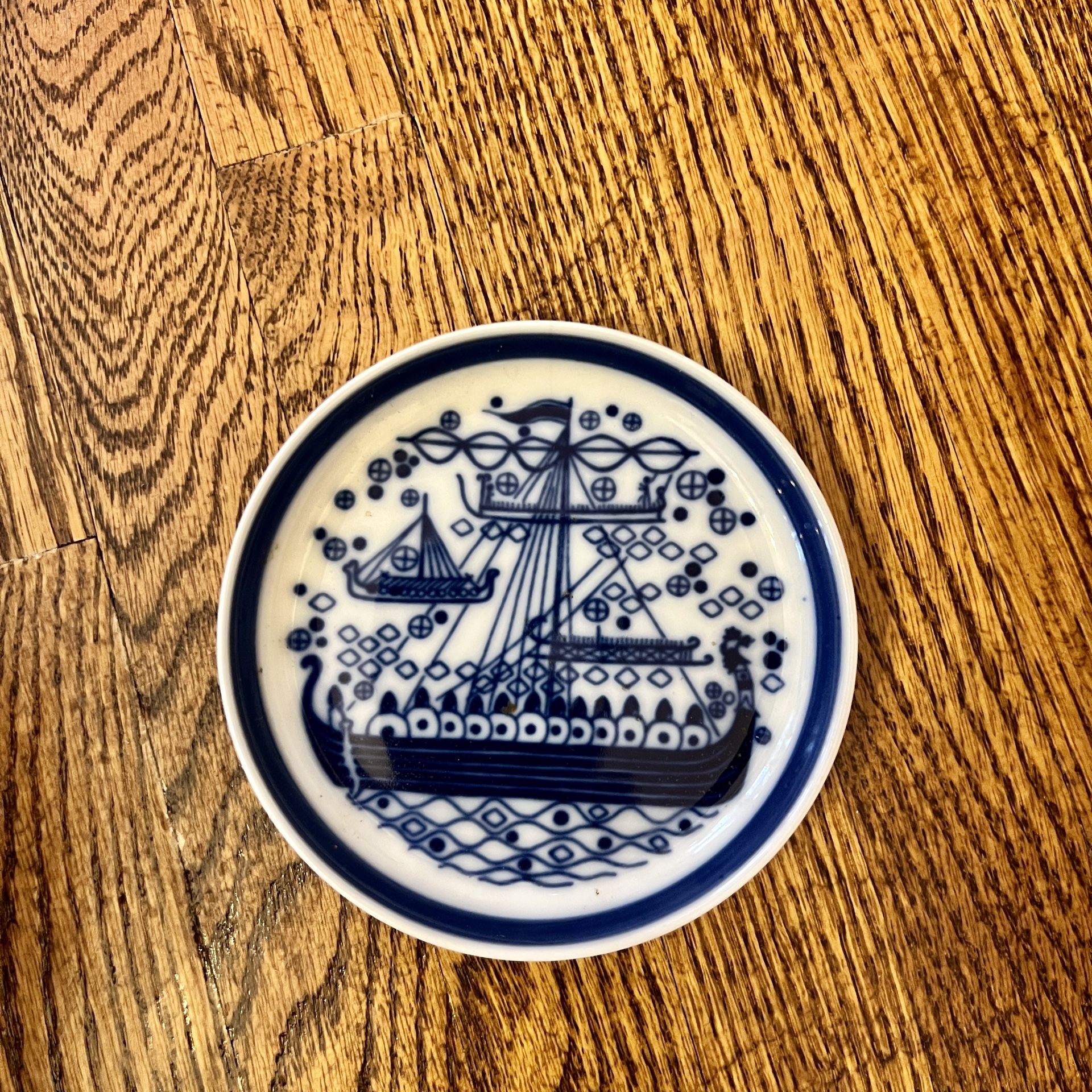 Norway Porsgrunds Norwegian Blue Viking Longboat Porcelain Plate/dish 10.5cm