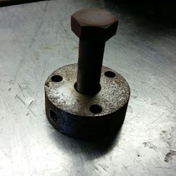 Kawasaki 650 flywheel puller tool