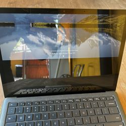 Surface Laptop 2 – i7 / 8GB / 256GB SSD