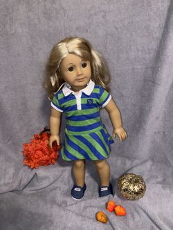 American Girl Goty 2010 Lanie Holland 18" Doll with partial meet outfit