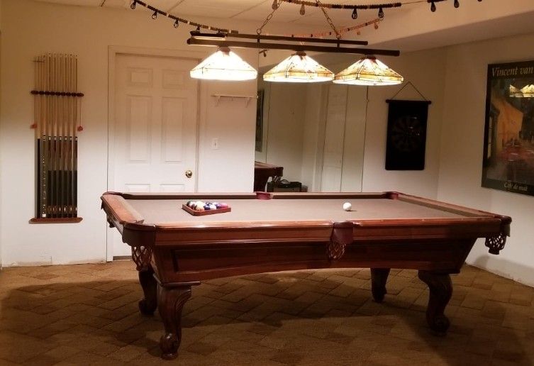 8 FT Solid Cherry "Kasson" Pool Table