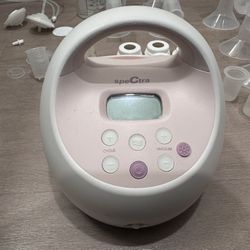 Spectra Breast Pump With Parts 