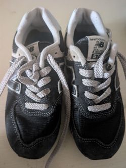 New Balance 574 Classic Sneakers