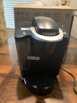 Keurig K-Classic K50 Coffee Maker, Single Serve K-Cup Pod BLACK Brewer