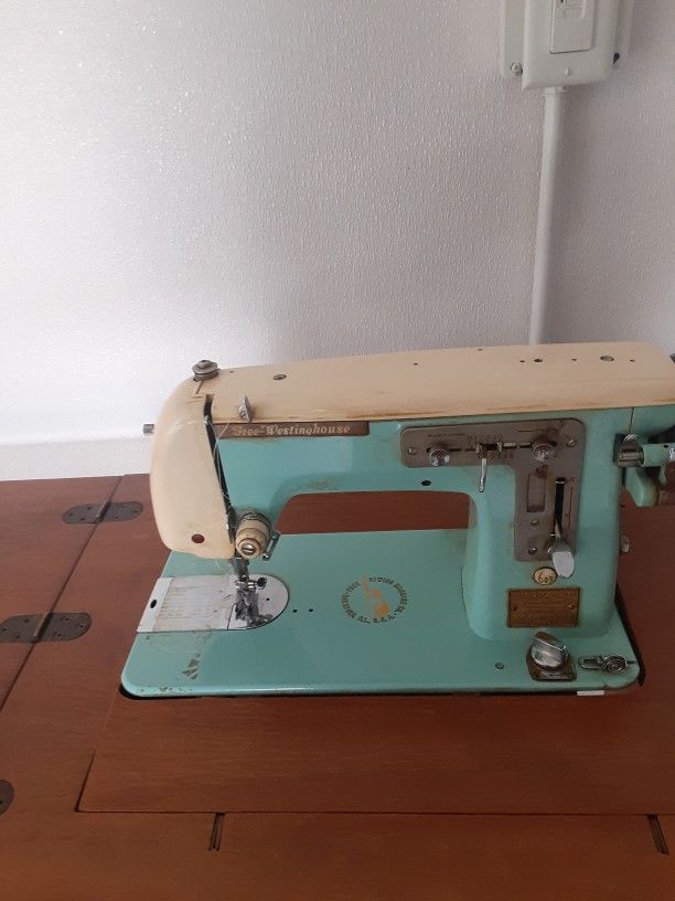Sewing Machine 