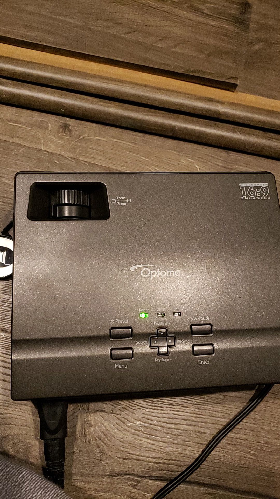 HDMI projector Optoma