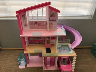 Barbie Dreamhouse