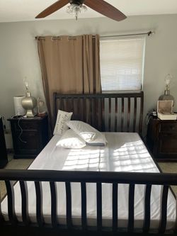 Queen Bed Set