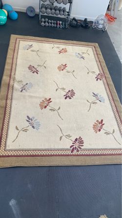 5’ x7’ area rug