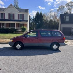 1998 Toyota Sienna