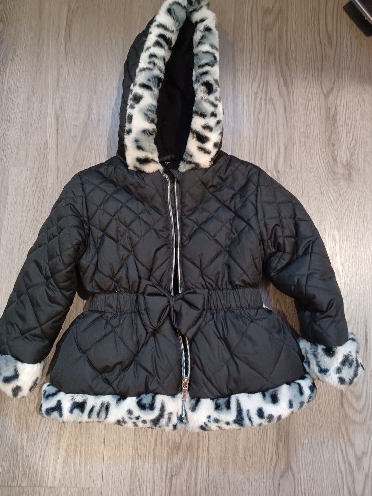 Pistachio Toddler Winter Coat 2T $10