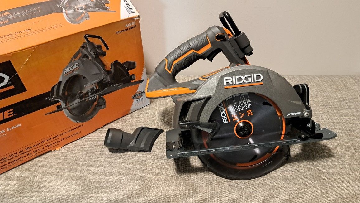 RIDGID 18V Brushless Cordless 1/4 Circular Saw (Tool Only)