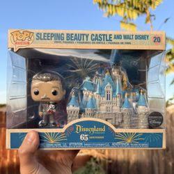 FUNKO POP SLEEPING BEAUTY CASTLE & WALT DISNEY