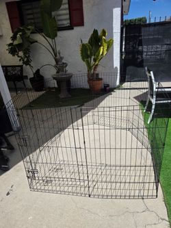 Dog play pen