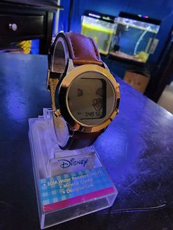 MU0342 Vintage Disney Winnie The Pooh Musical Watch 