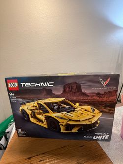 LEGO TECHNIC CHEVROLET CORVETTE STINGRAY SET 42205