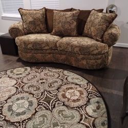 Beautiful Couch With Multiple Pillows
