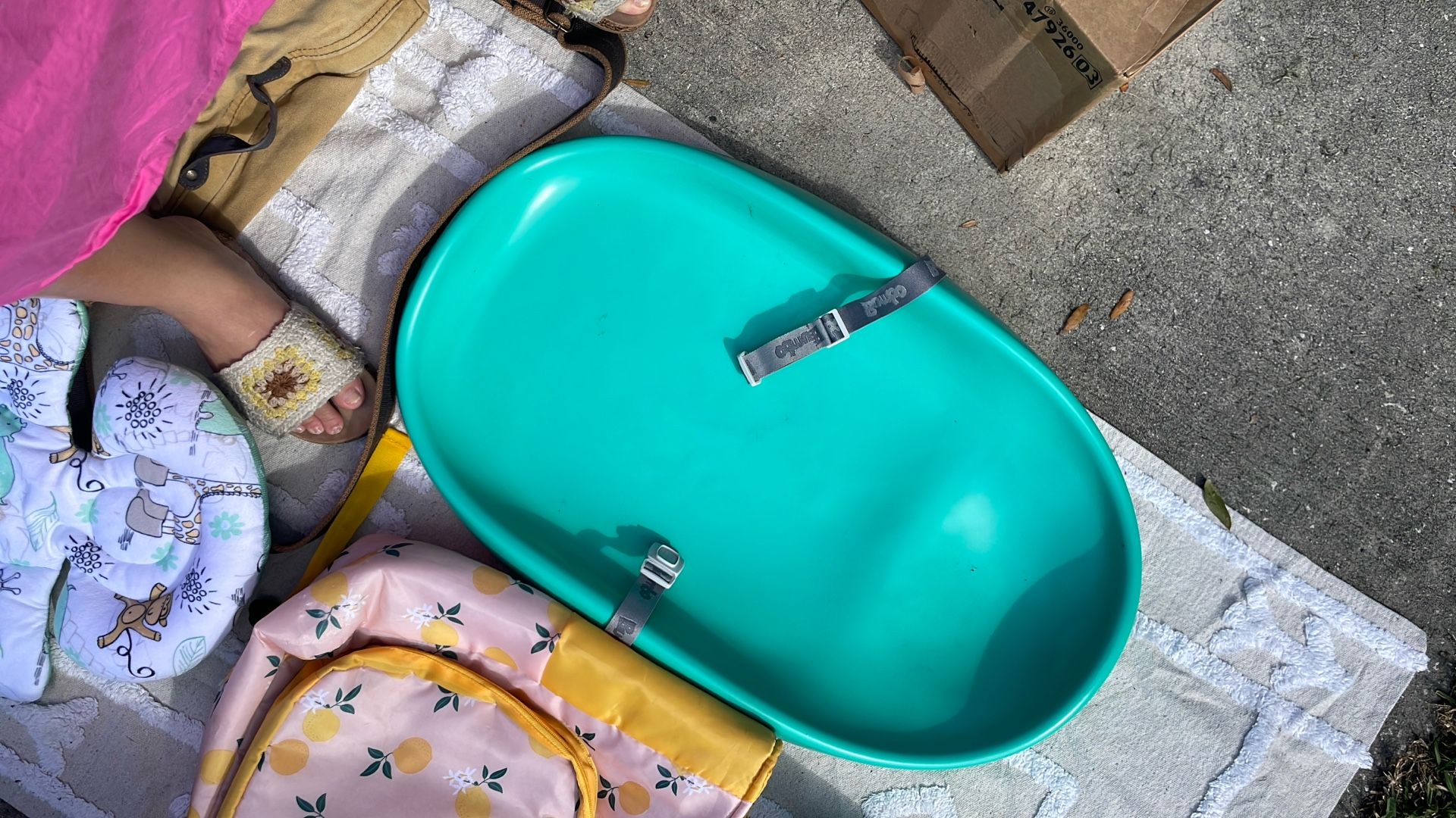 ‘Bumbo’ Teal Baby Changing Silicone Mat