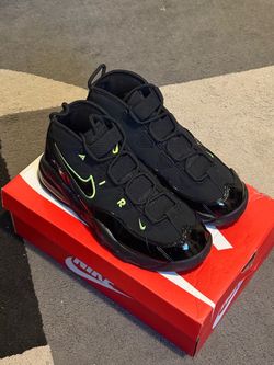Nike Air Max Uptempo ‘95 mens “Black Volt” 9 BRAND NEW!!