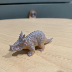 Vintage mini figure Styracosaurus Dinosaur 2”