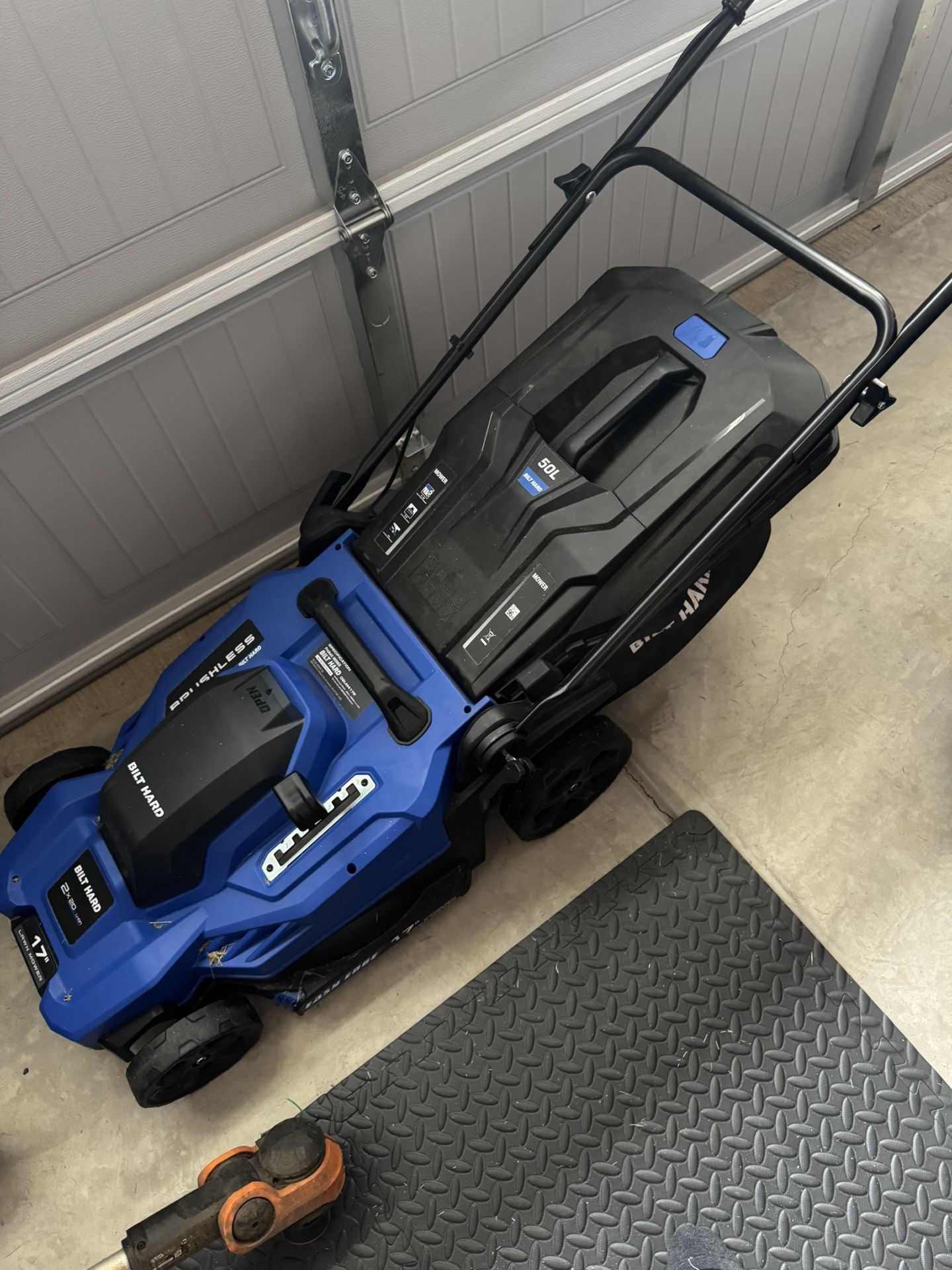 Bilt Hard Lawn Mower