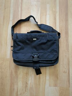 Like New Computer Carrying Case/File Case